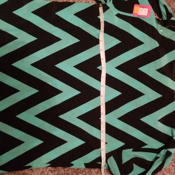 Dress - Picture 4 of 5